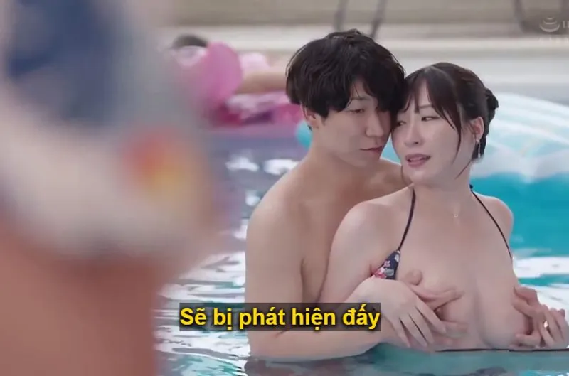 đi đi giã ngoại kỷ niệm ngày cưới, ông chồng bỏ cô vợ một mình vì bận công việc và cái kết